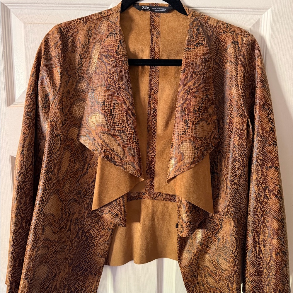 Zara Women's Tan Snake Print Blazer
